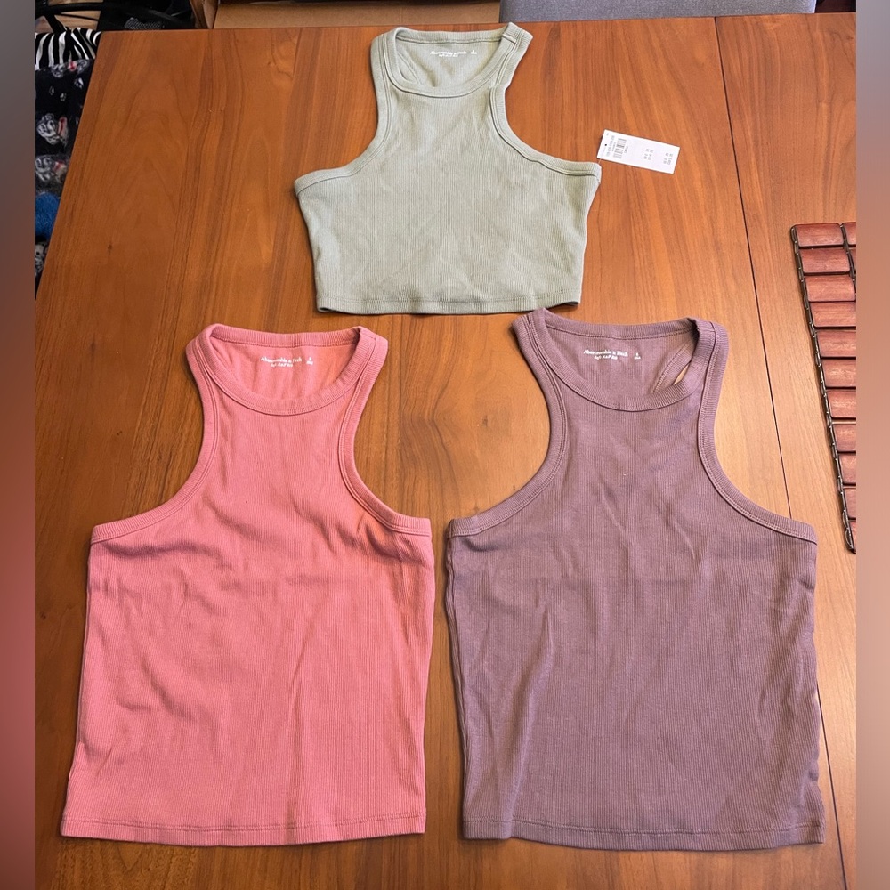 Abercrombie Soft A&F Rib 3 Top Bundle - image 1